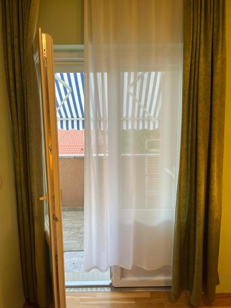 Ferienwohnung DeJA VU Makarska Exterior foto